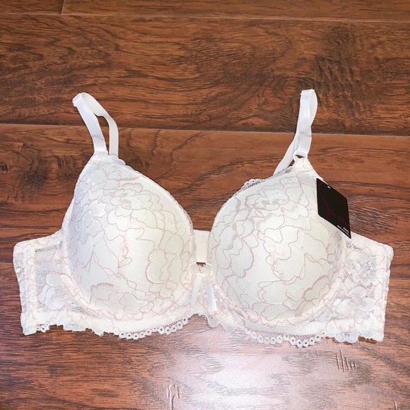 Sofra Other - Sofra White & Cream Lace Bra 40C